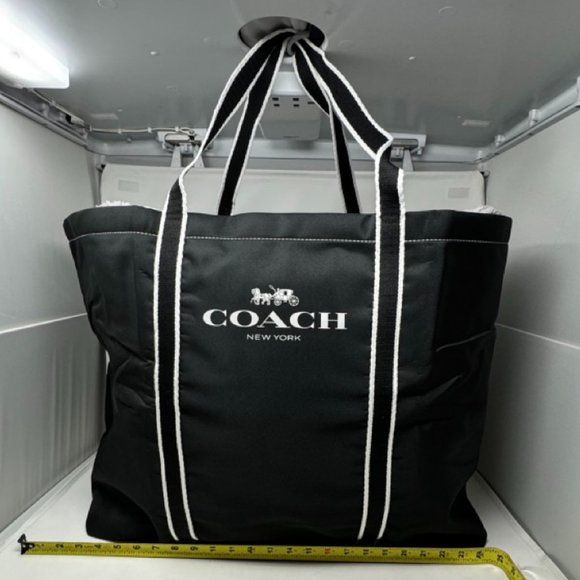 COACH - EXCLUSIVE SHOPPING BAG - BRAND NEW - Picture 2 of 8